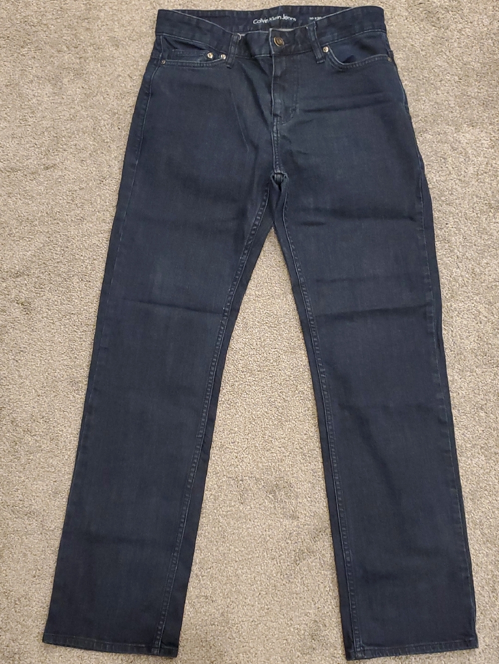 Calvin Klein- Deep Blue 30x30 Straight leg Like New